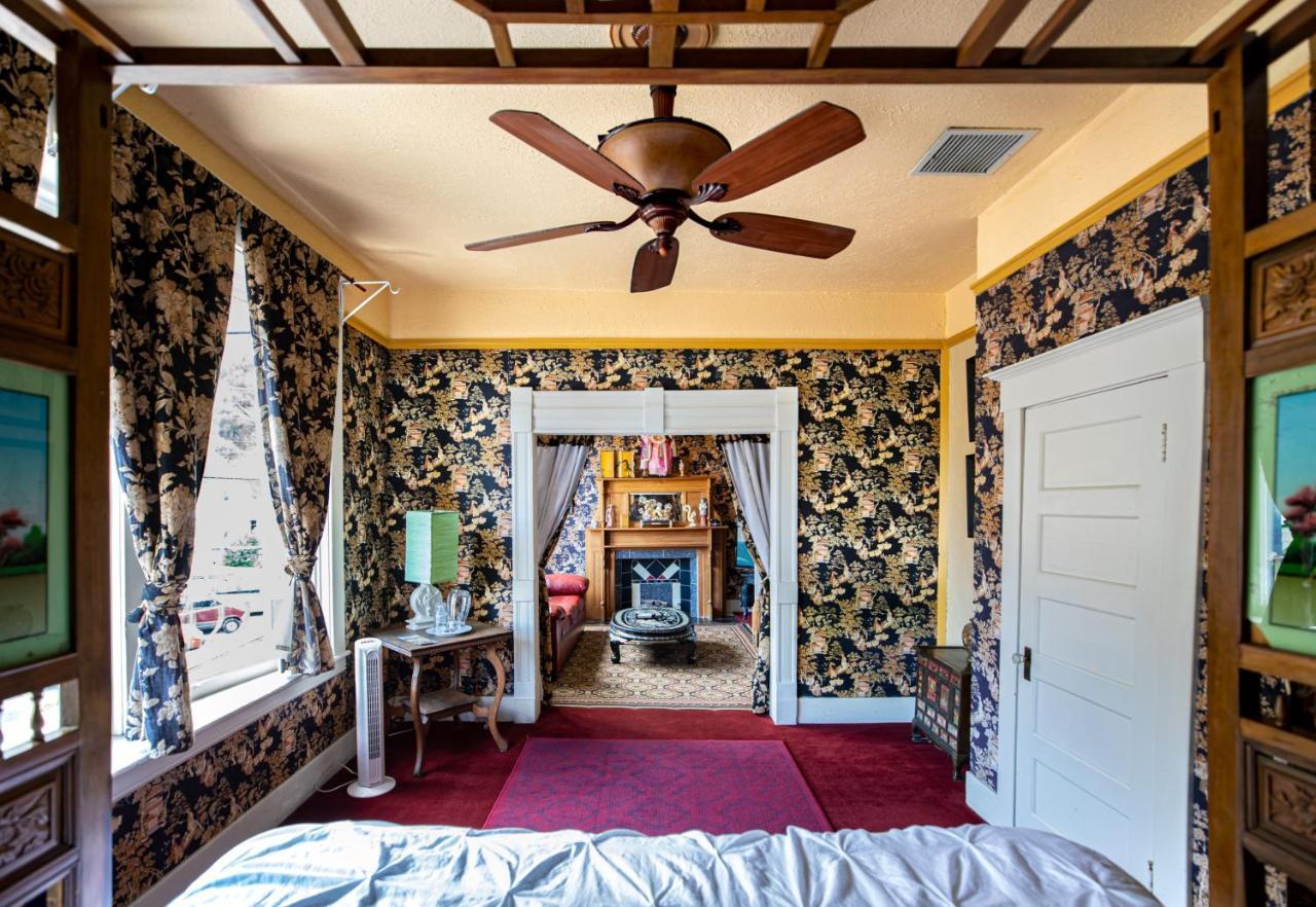 Bisbee Grand Hotel Экстерьер фото